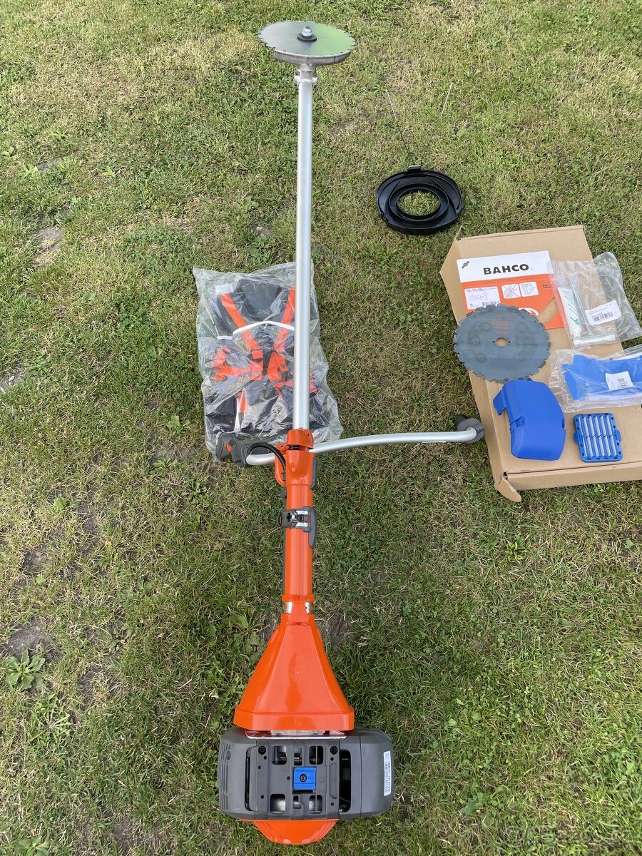 Lesní křovinořez Husqvarna 545 FXT, nový - 7