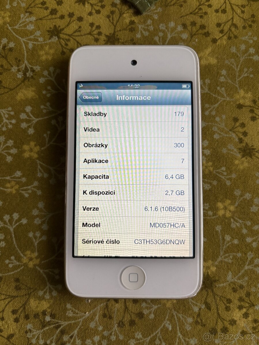 iPhone 4 16GB + iPod touch 8GB - 7