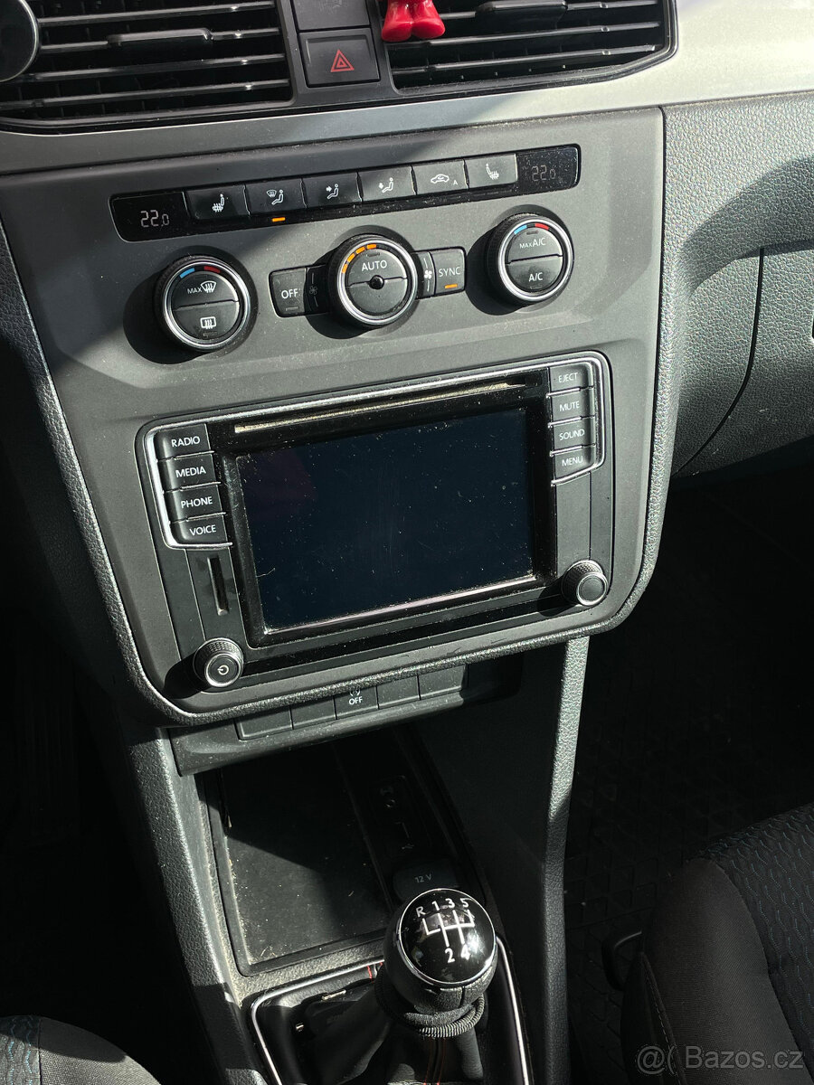 VW Caddy Life Tramper 2.0 TDI 75 KW-spací vestavba - 7