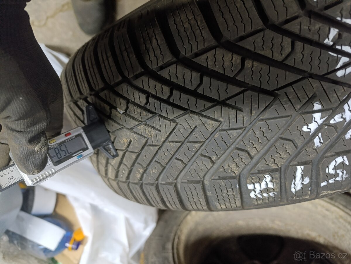 215/55 R17 98H Pirelli - 7