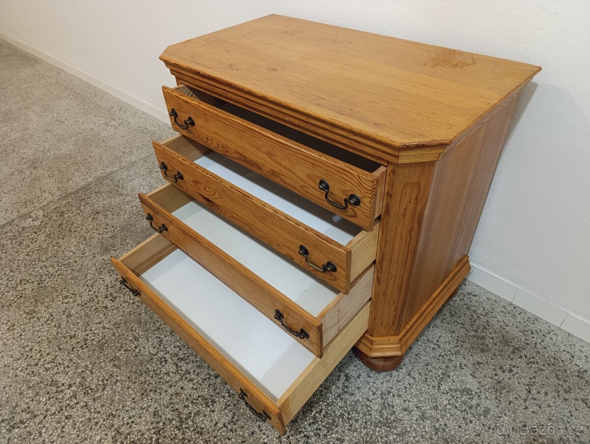 Rustikální šuplíková komoda, nábytek z masívu, - 7