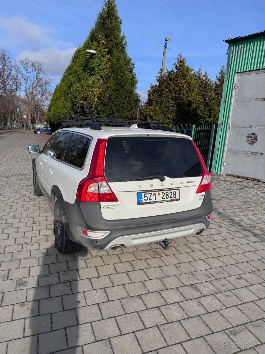 PRODÁM VOLVO XC70 - 7