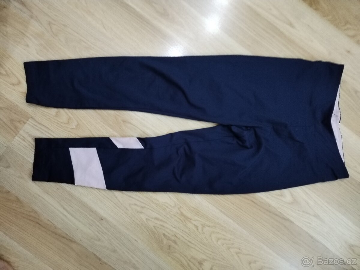 6 dílný sportovní komplet 146-152 dívčí - 7