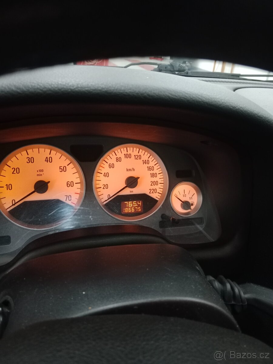 Opel Astra coupé Bertone - 7