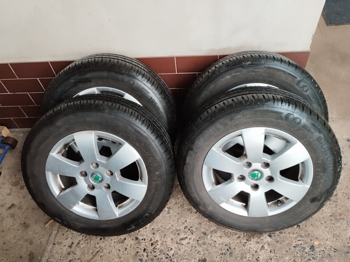 Škoda Octavia 2 facelift combi 1.6 TDI 77kw - 7