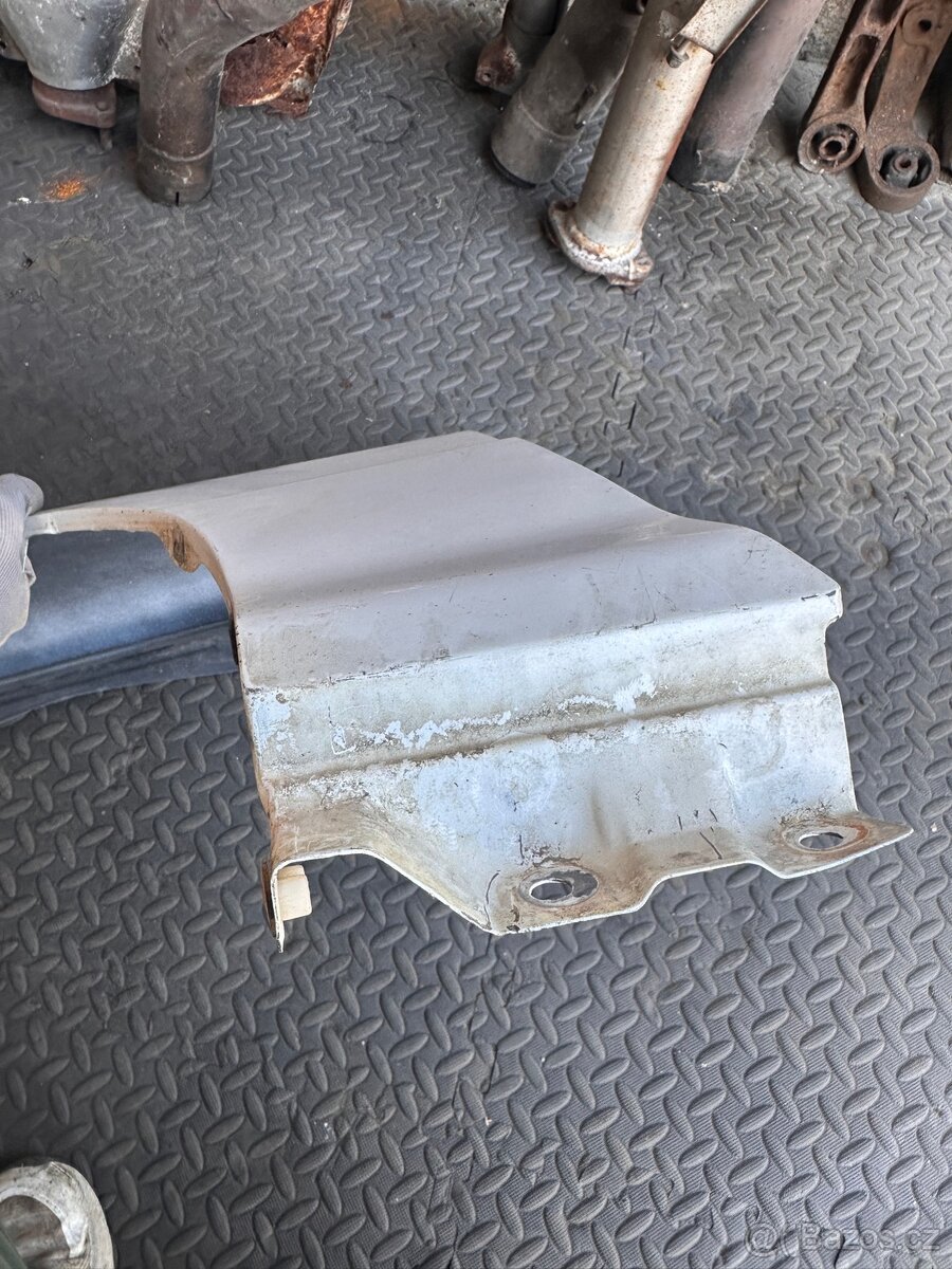 Levy blatník Integra DC2 - 7