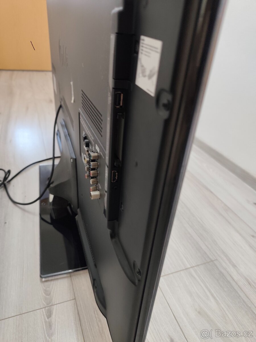 3D Televize LG 42LW4500 - bez brýlí - 7
