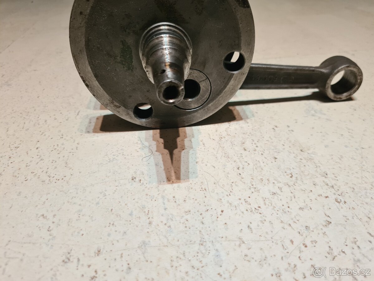 Kliková hřídel MZ ETZ 250 251 - 7