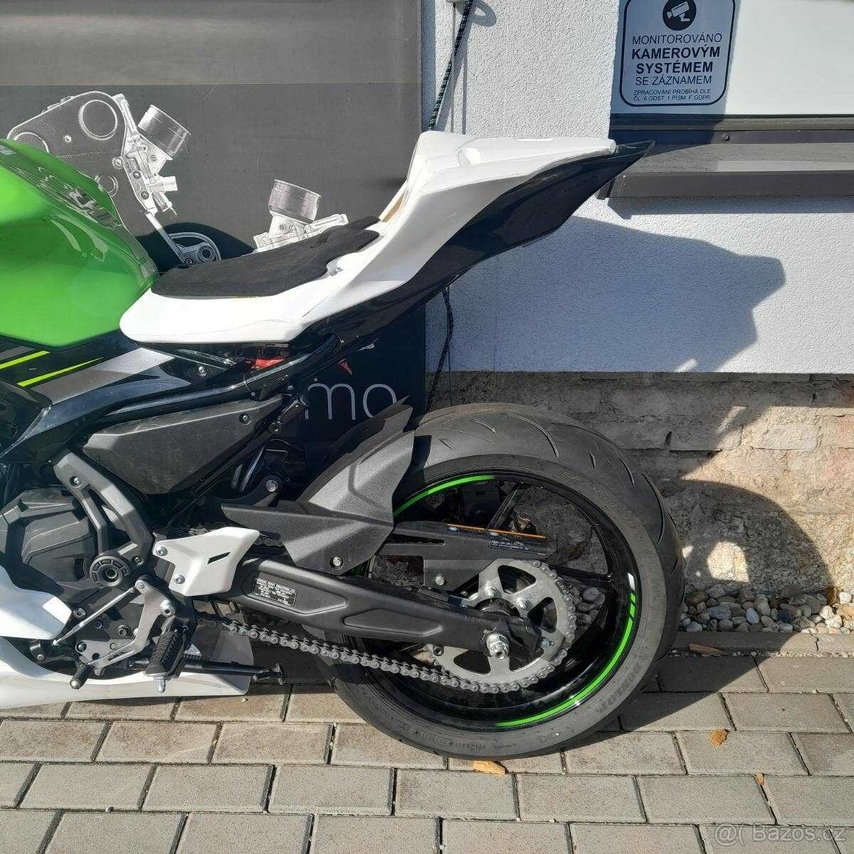 Kawasaki Ninja 650 Okruhový speciál (ADM spec) - 7