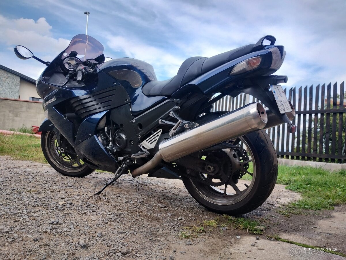 Kawasaki ZZR 1400 - 7