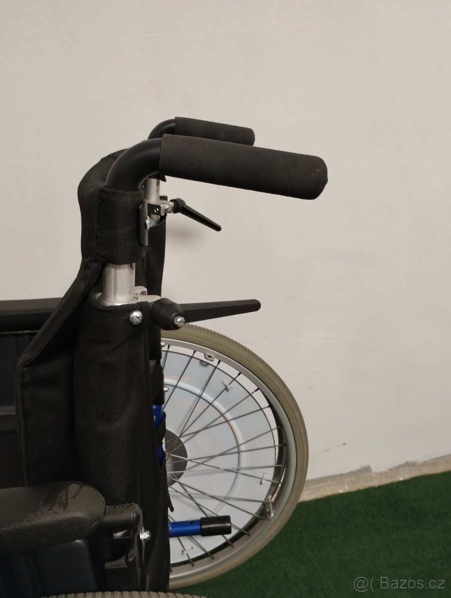Dětský invalidní vozík skládací - 7