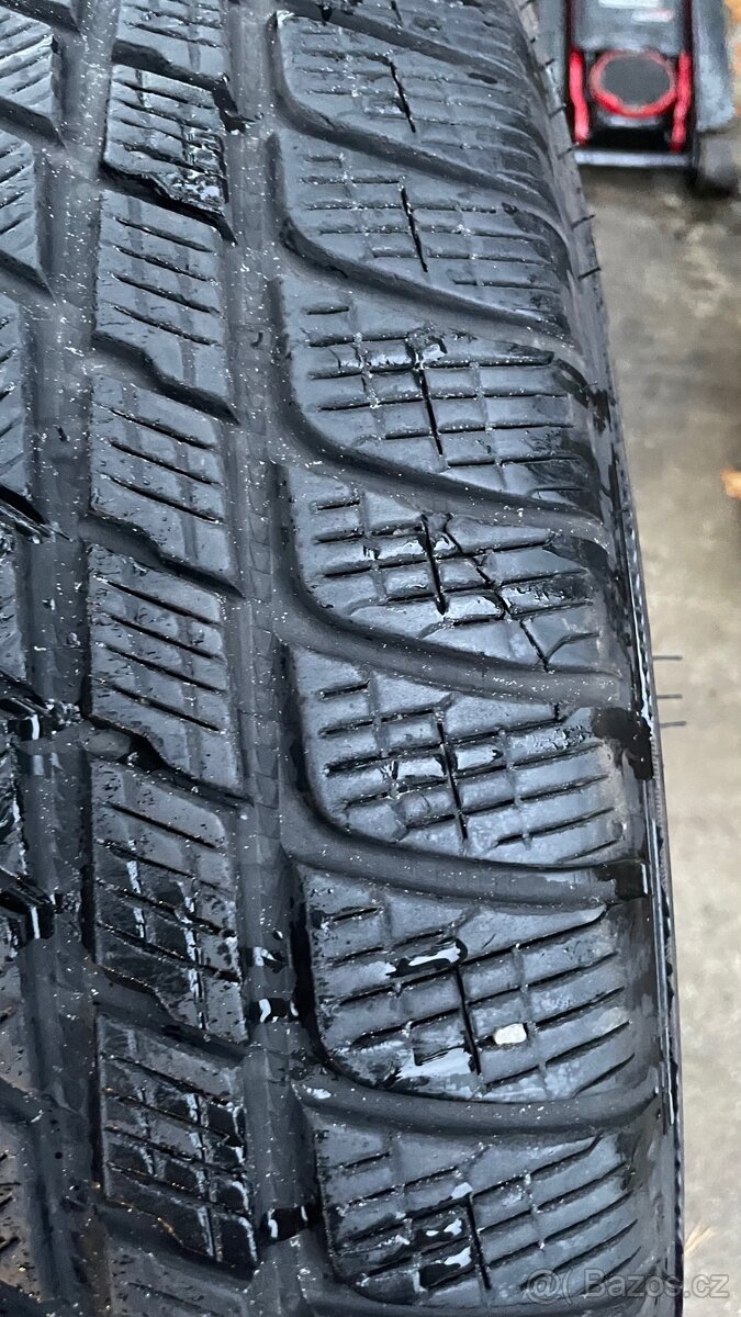 2x Pirelli Scorpion zimní 275/50 R21 - 7