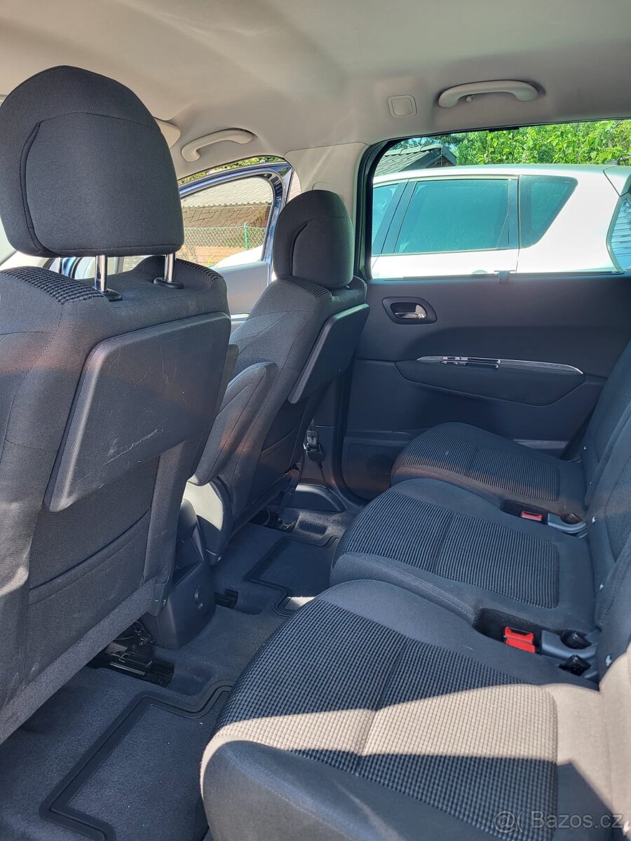 Peugeot 5008 - 7