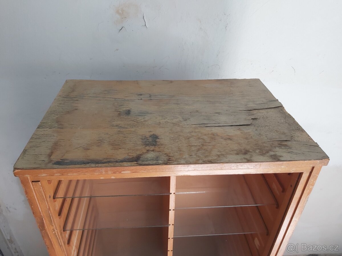 SKŘÍŇ REGISTRAČNÍ - 7