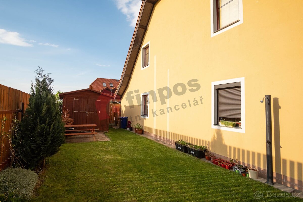 Mezonetový byt 5kk s balkonem v Jesenici u Prahy - 7