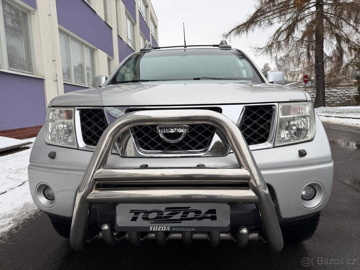 Nissan Navara 2,5 DCi PRO4X 4x4 + sada pneu - 7