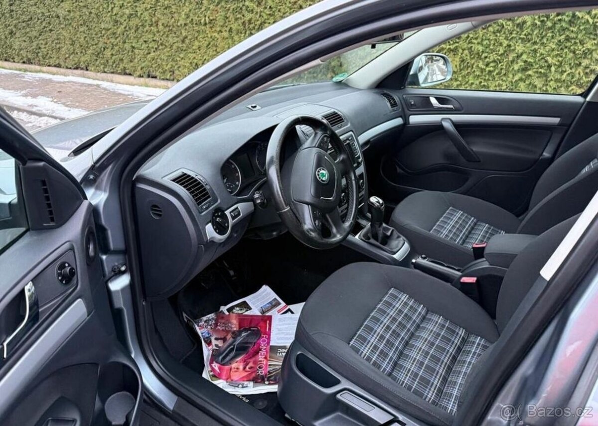 Škoda Octavia 1,4TSi/90kw ,serviska nová STK benzín - 7