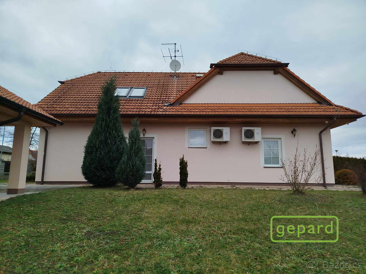 Velký luxusní RD, Římov u ČB - 7