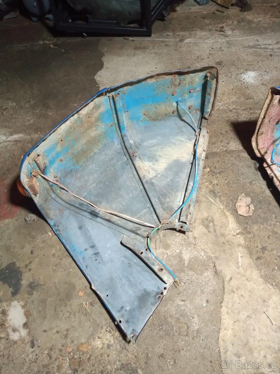 Kulaté dlouhé blatníky Zetor 3011 - 7