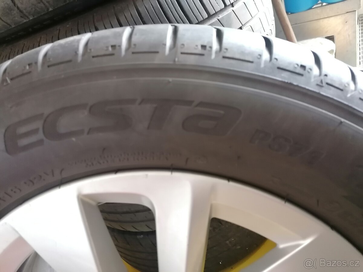 Kumho 205/60 R16 - 7