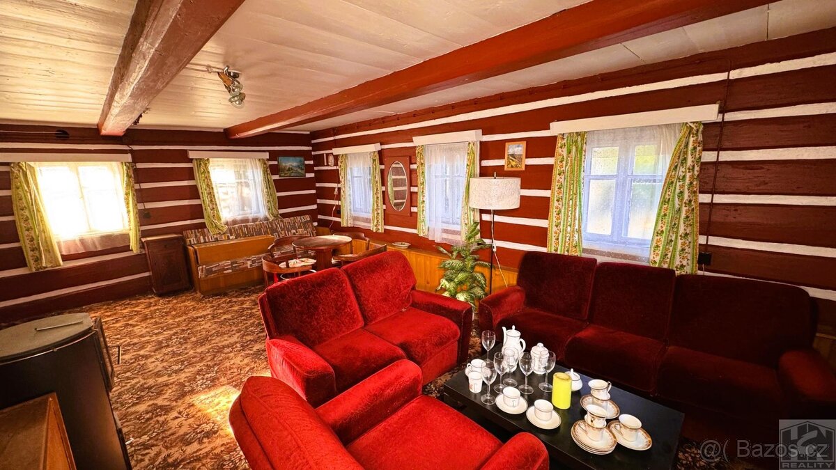 Poloroubená chalupa 4+1 v Albrechticích v Jizerských horách - 7