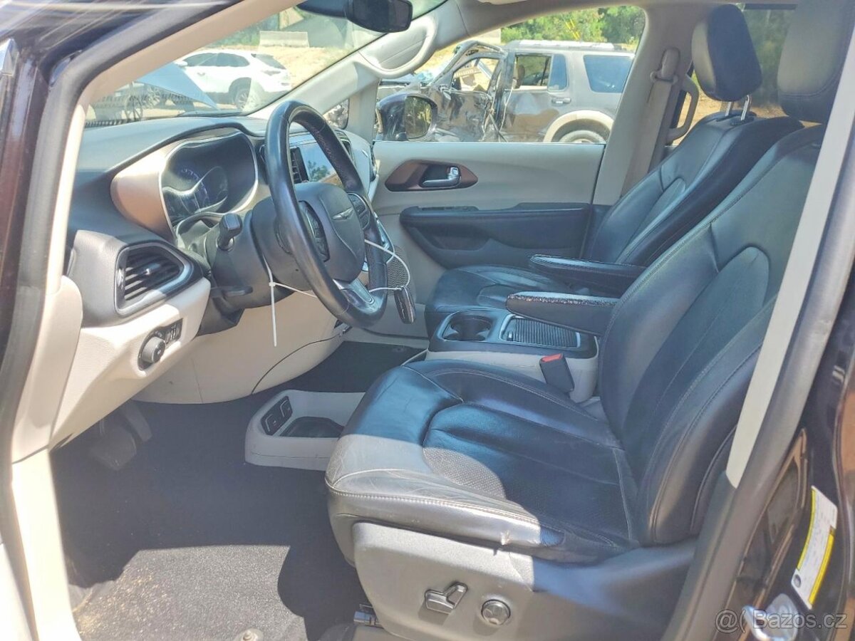 2017 CHRYSLER PACIFICA TOURING L PLUS - 7