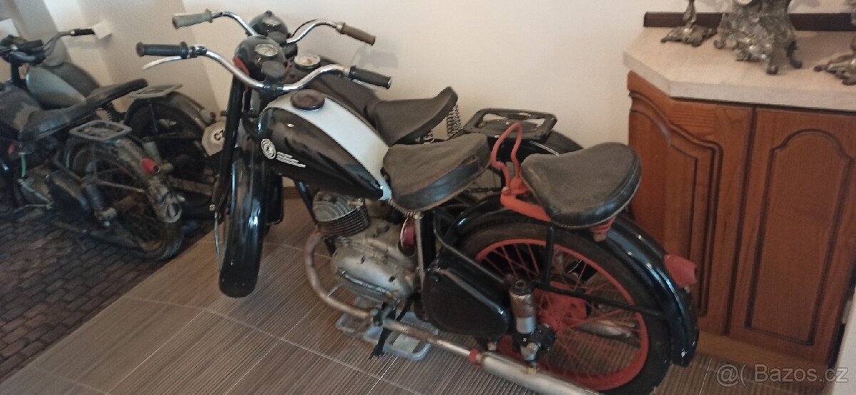 Prodám ČZ 125, CZ 150 - 7