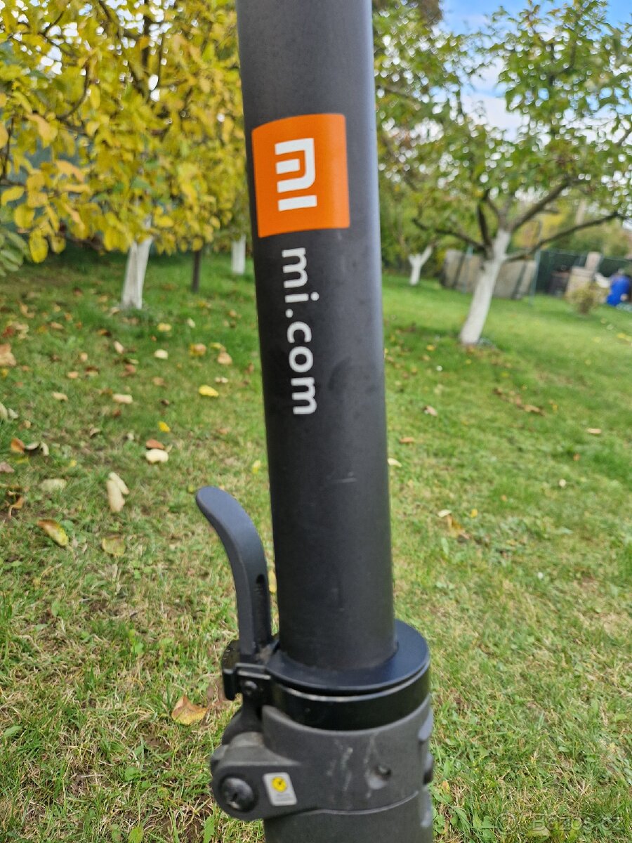 Elektrická koloběžka Xiaomi mi scooter pro 2 nová baterie - 7