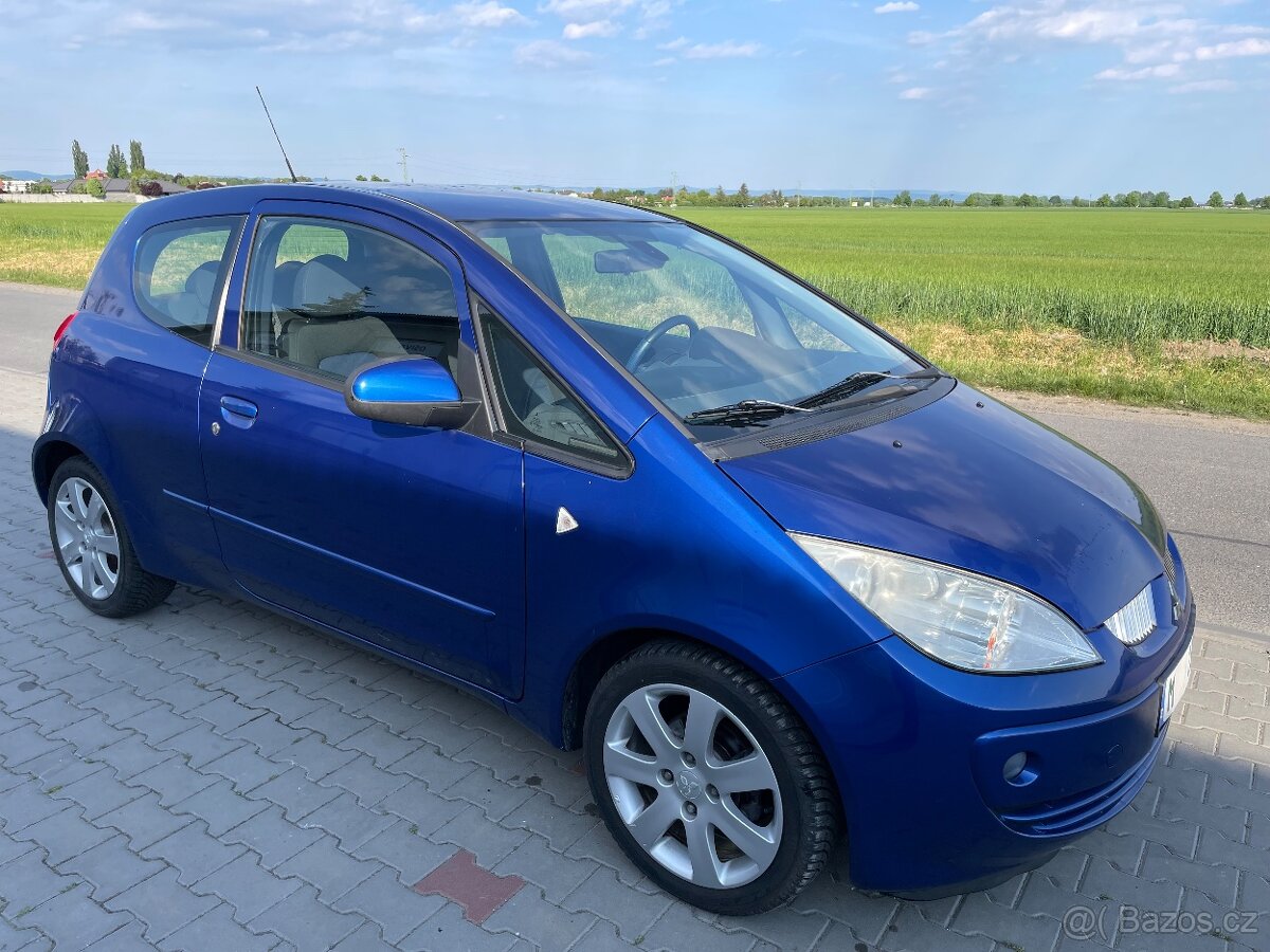 Mitsubishi Colt 1,2i najeto 80000km Klima - 7