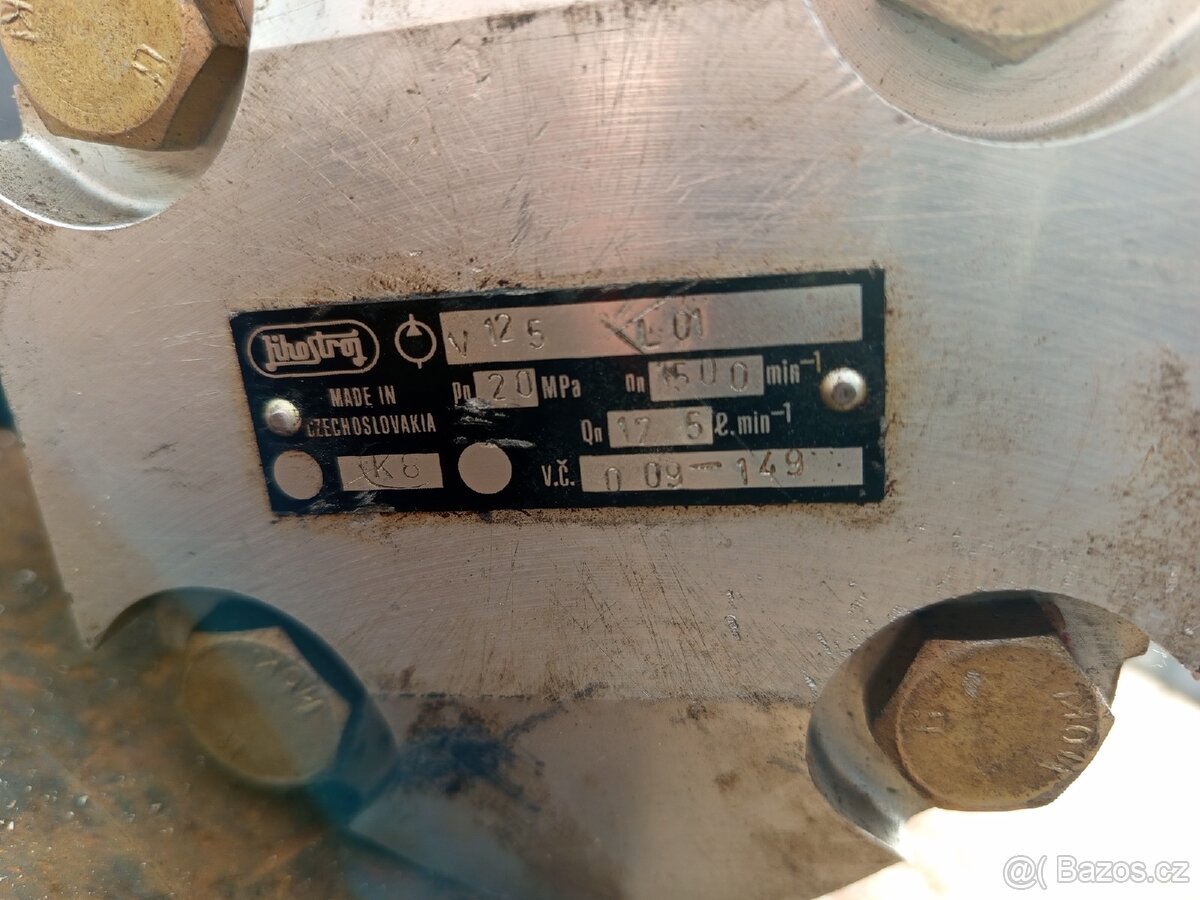 Hydraulické čerpadlo Jihostroj - 7