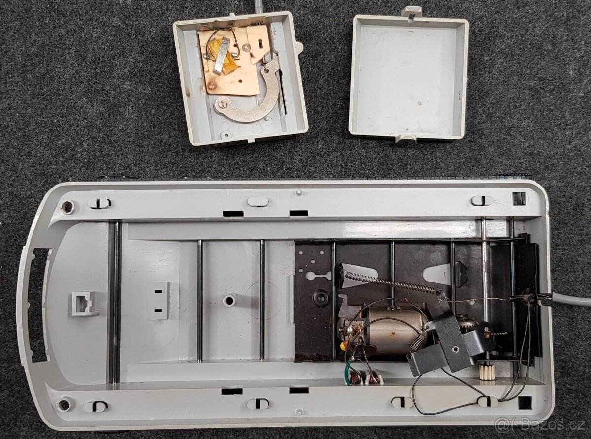 Stará hračka pásové vozidlo Mars, výrobce Piko s krabicí - 7