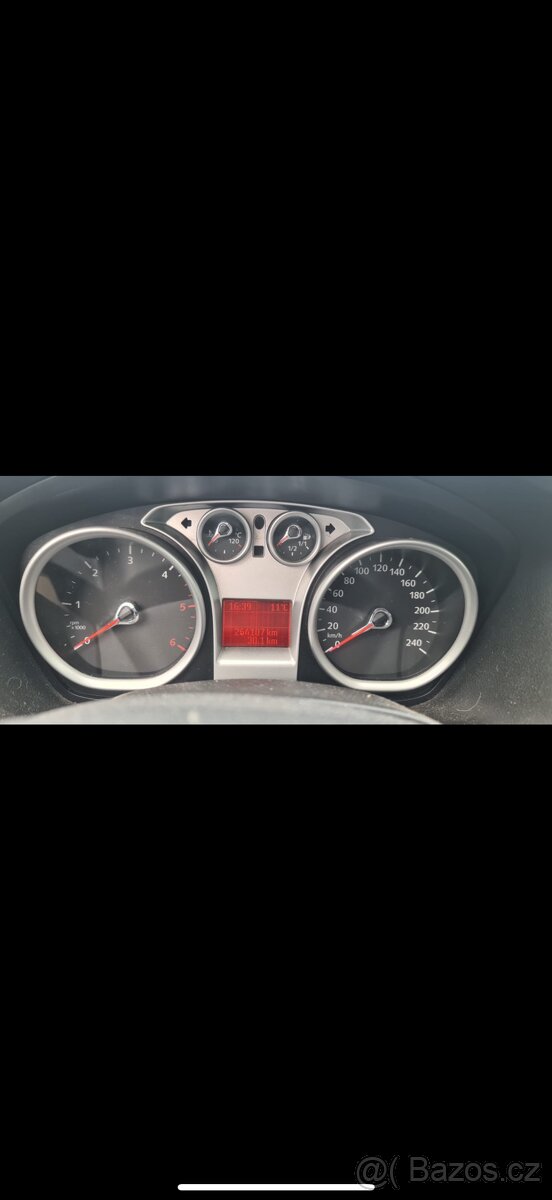 Ford Focus Combi 1,6 TDCi 66 kw..08/2010..Klima - 7