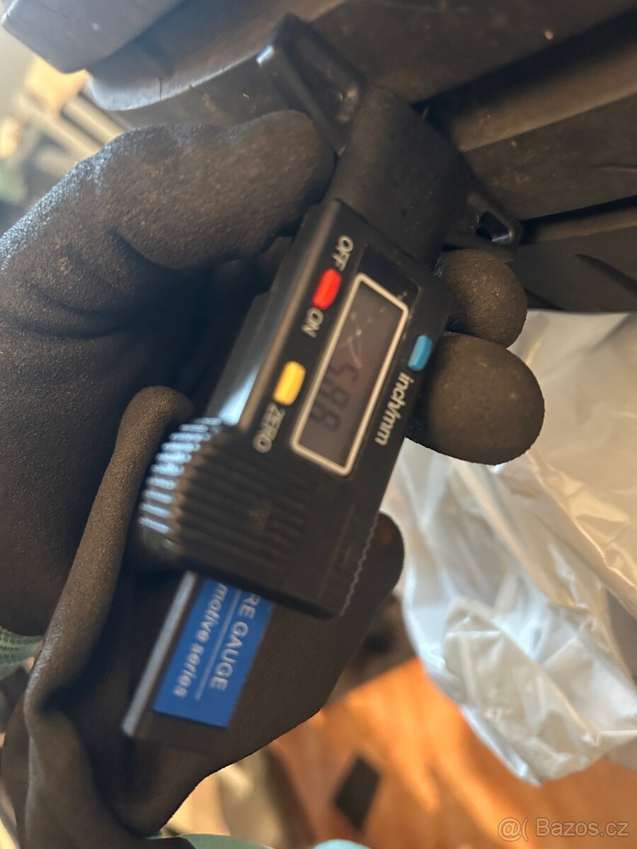 LETNÍ PNEU 215/45 R16 - 7