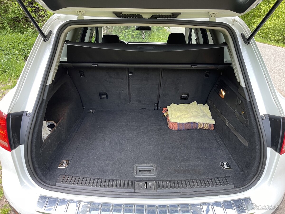 Volkswagen Touareg - 7