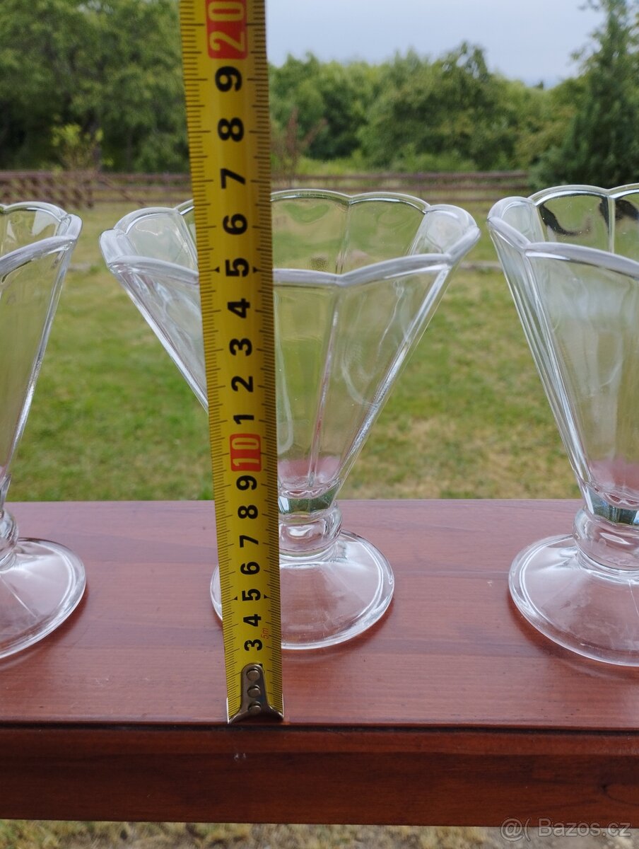 Poháry na dezerty - 7