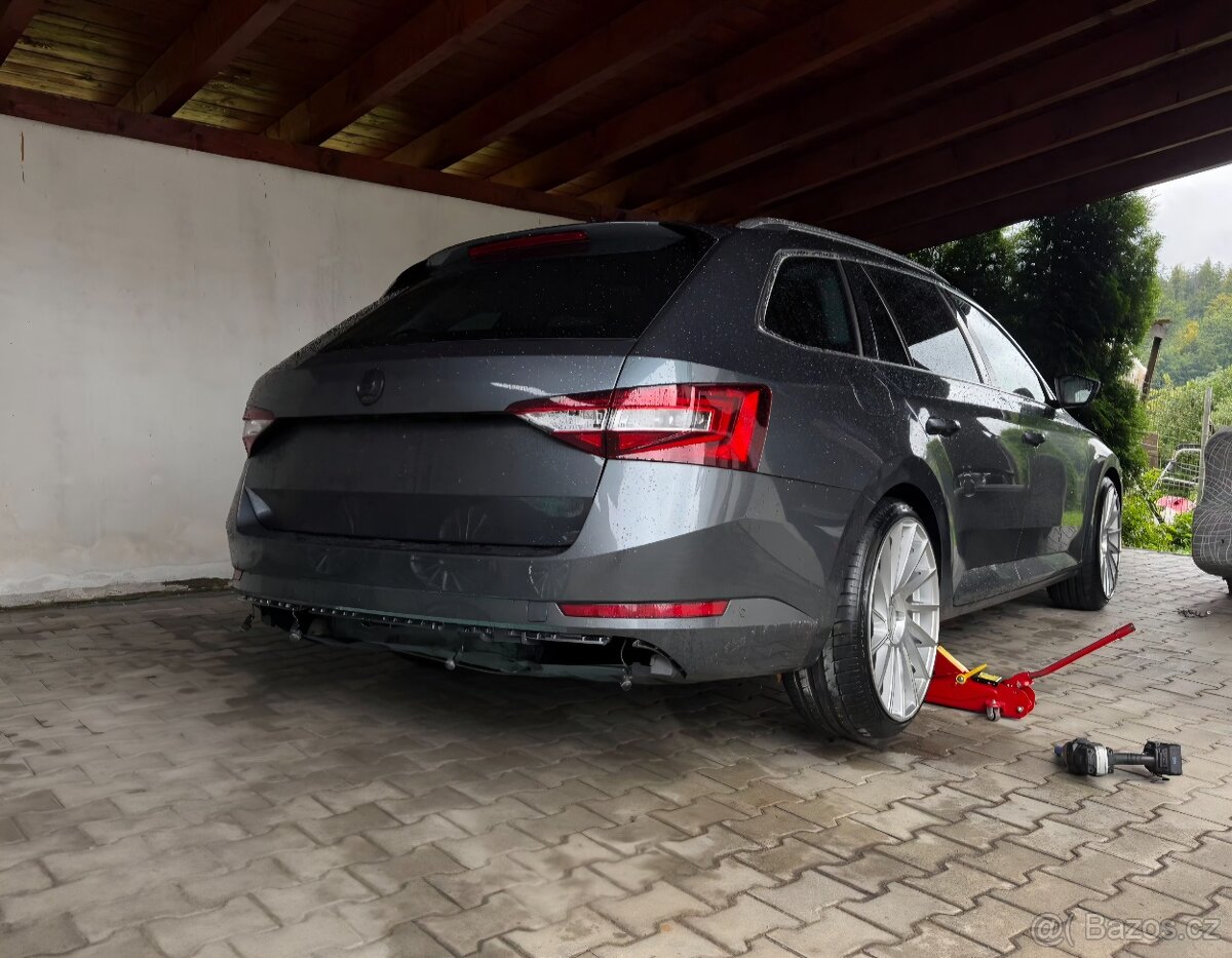 Škoda superb 3 2.0tdi 110kw BEZ Ad blue - 7