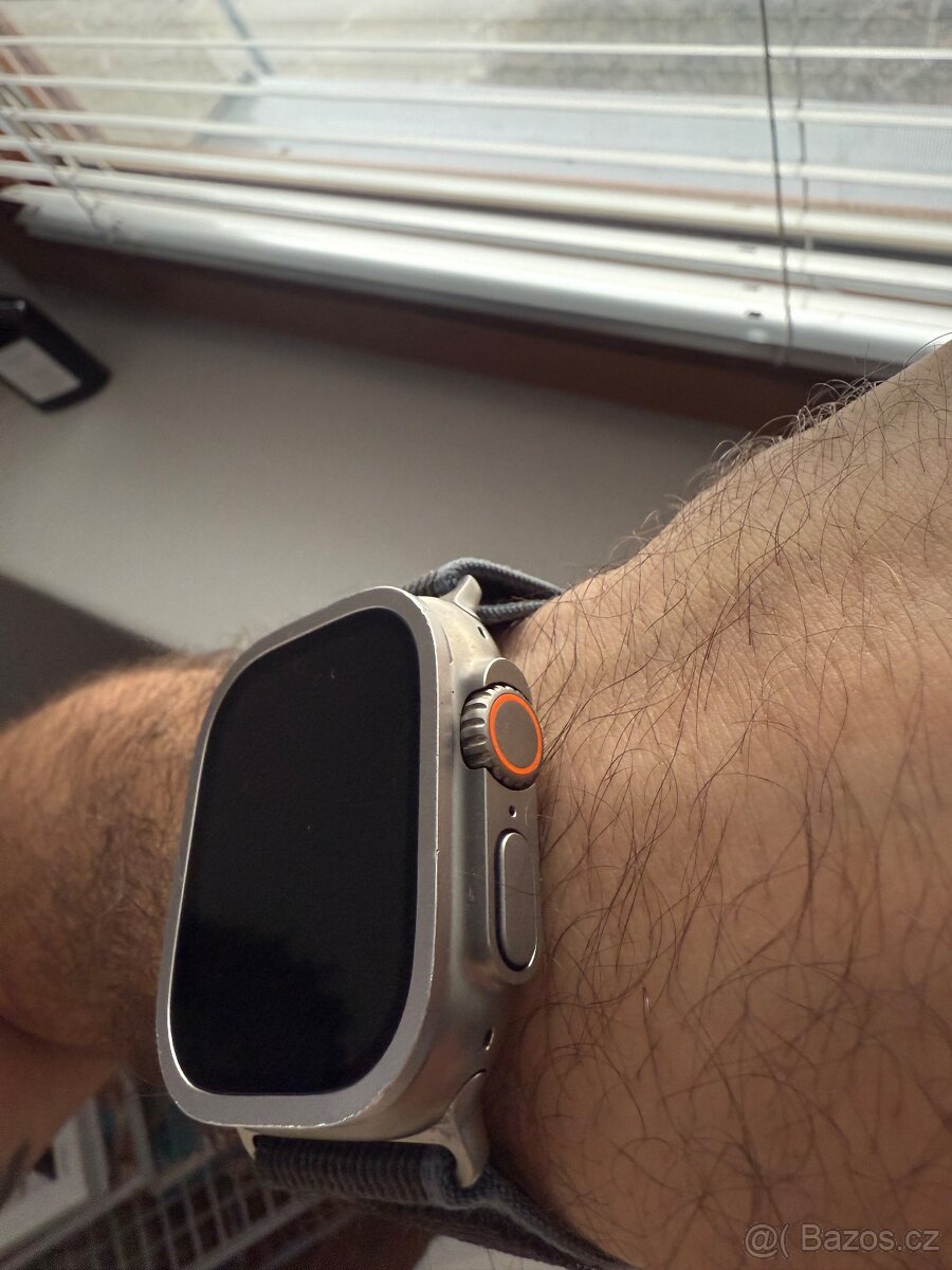 Apple Watch Ultra 2 GPS + Cellular Titanium - 7