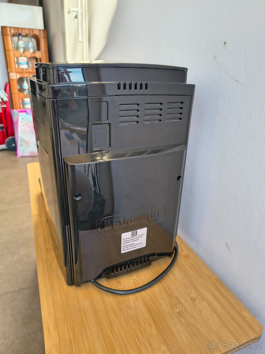 Kávovar DELONGHI ECAM - 7