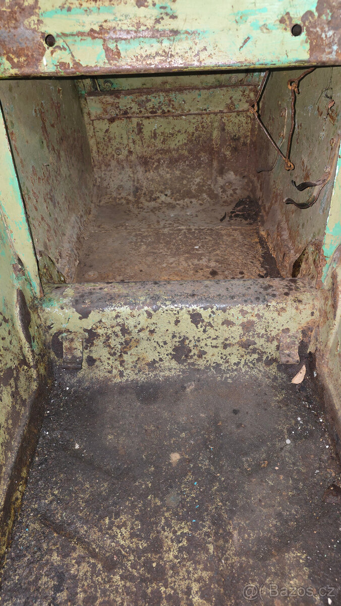 Ural loďka sajdky - 7