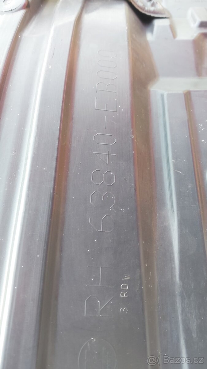 Nissan Navara D40 plastové podběhy - 7