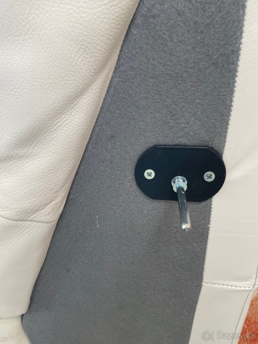 Rohová kožená sedací souprava - 7