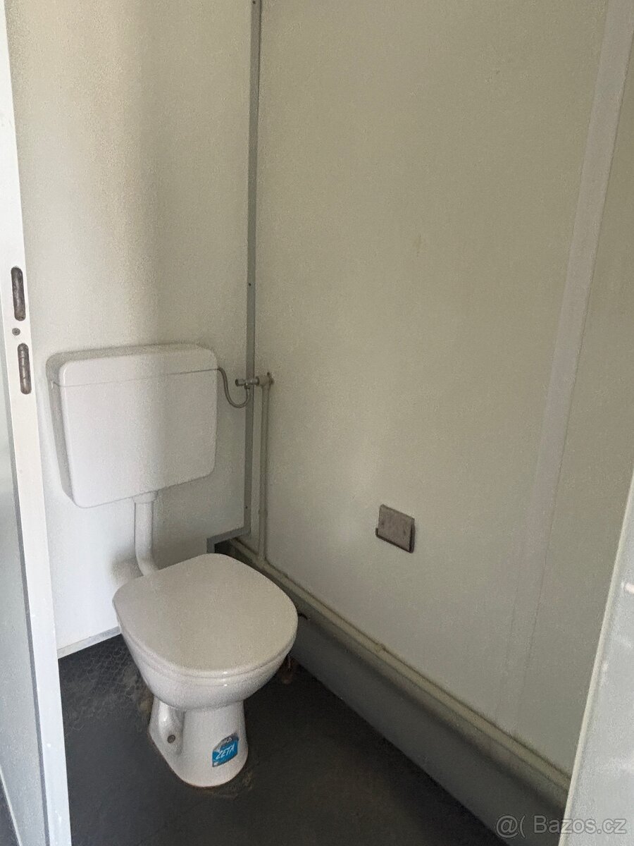 WC / sanitární kontejner / 5x pisoár / 4x WC - 7