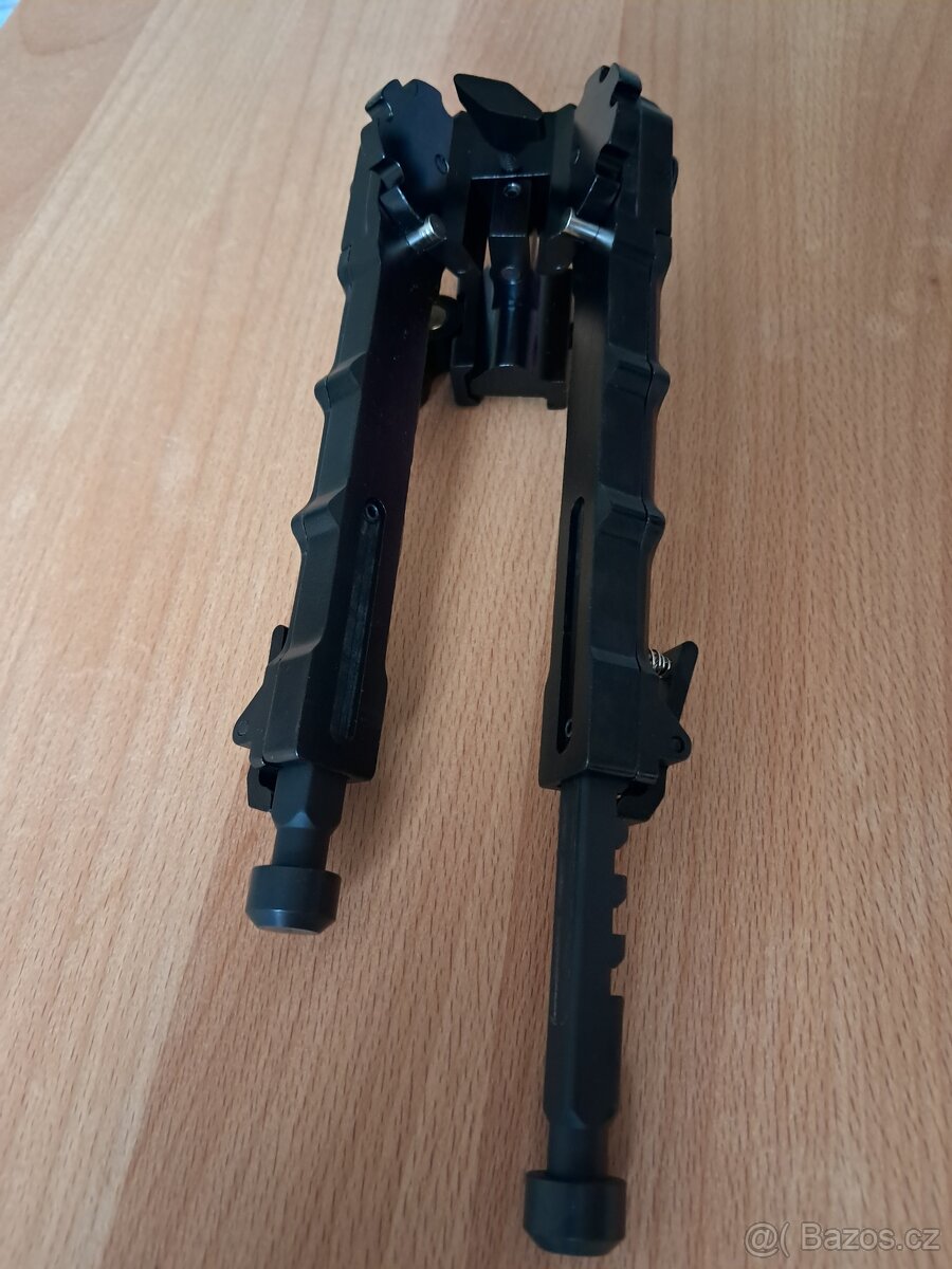 Dvojnožka (bipod) D rychloupínací picatinny 22mm NOVÝ - 7
