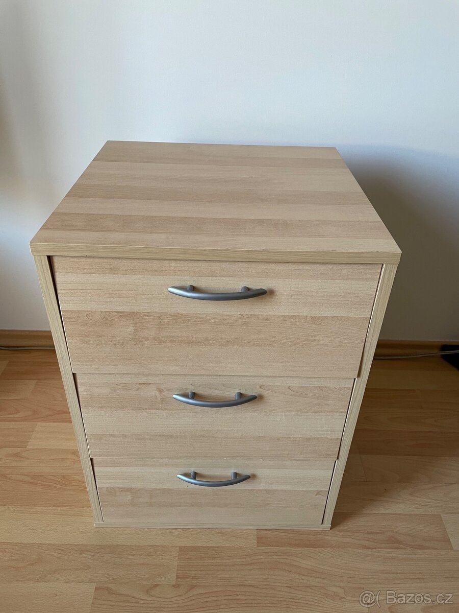 Komoda se 3 šuplíky - 7