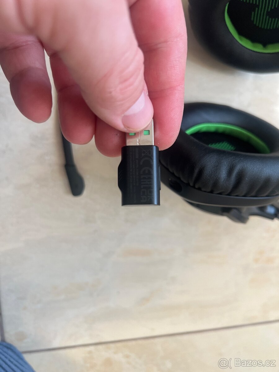 Sluchátka JBL Quantum 360X - xbox, ps5, ps4 s - 7