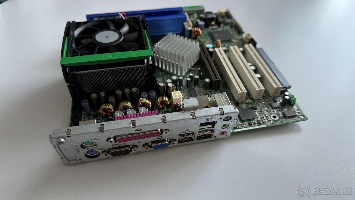 HP Compaq D530 DT / Intel P4 3.0GHz / DDR 512MB - 7