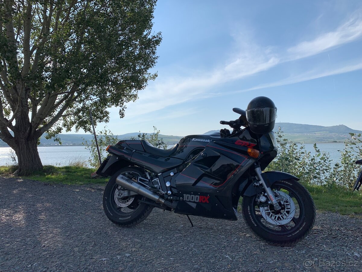 Kawasaki GPZ 1000rx - 7