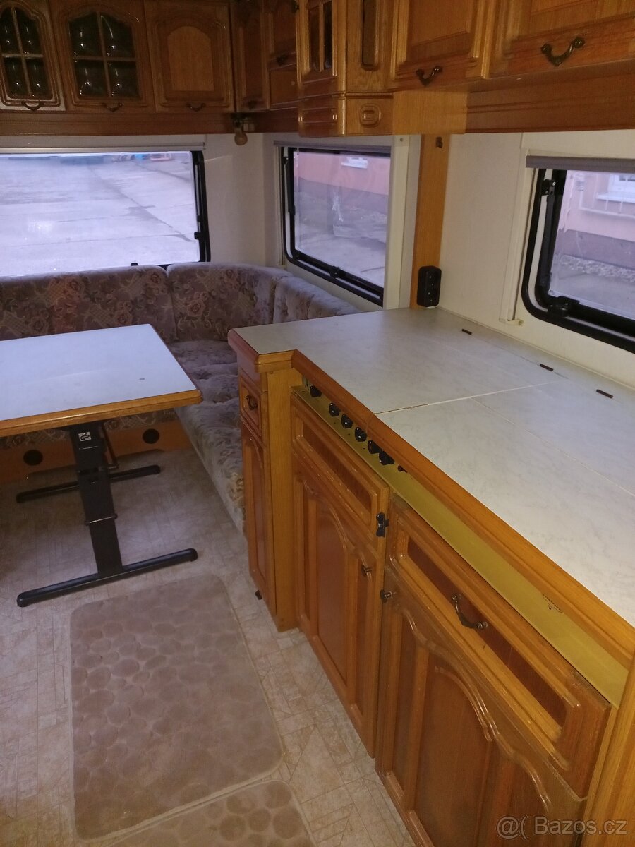 Obytný přívěs Hobby Prestige - 7