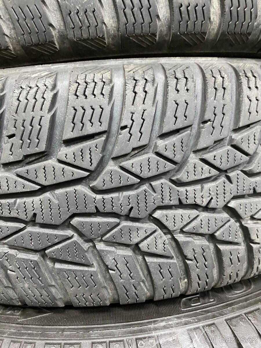 Set zimních pneu Nokian WR D4 na dojetí 165/60R15 - 7
