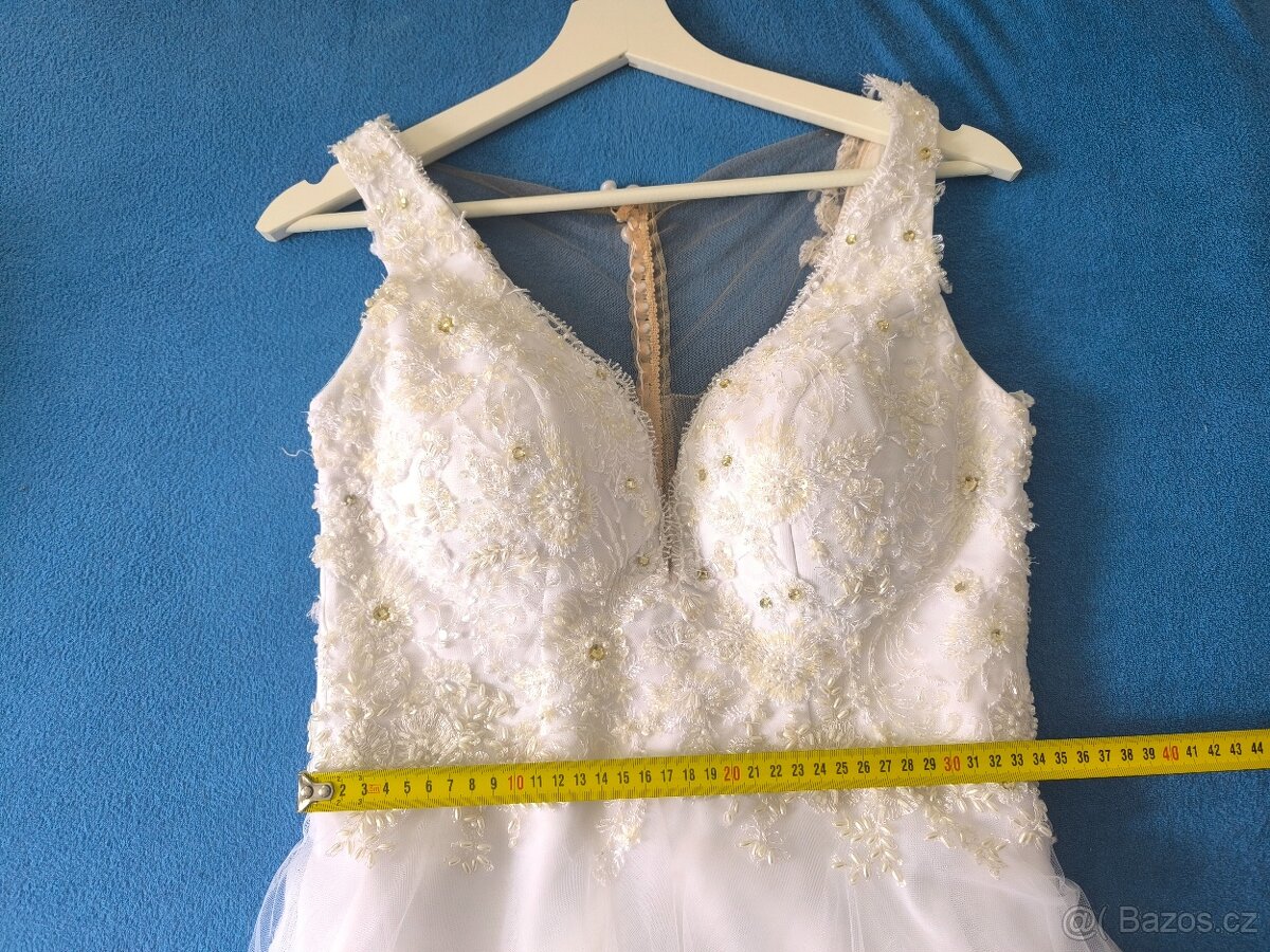 Svatební šaty - 7